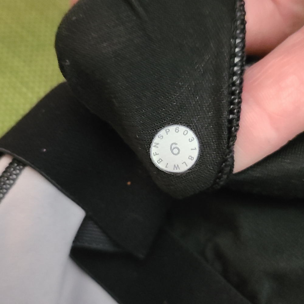 Lululemon Free To Be Tank Top Size 6 - Picture 2 of 4